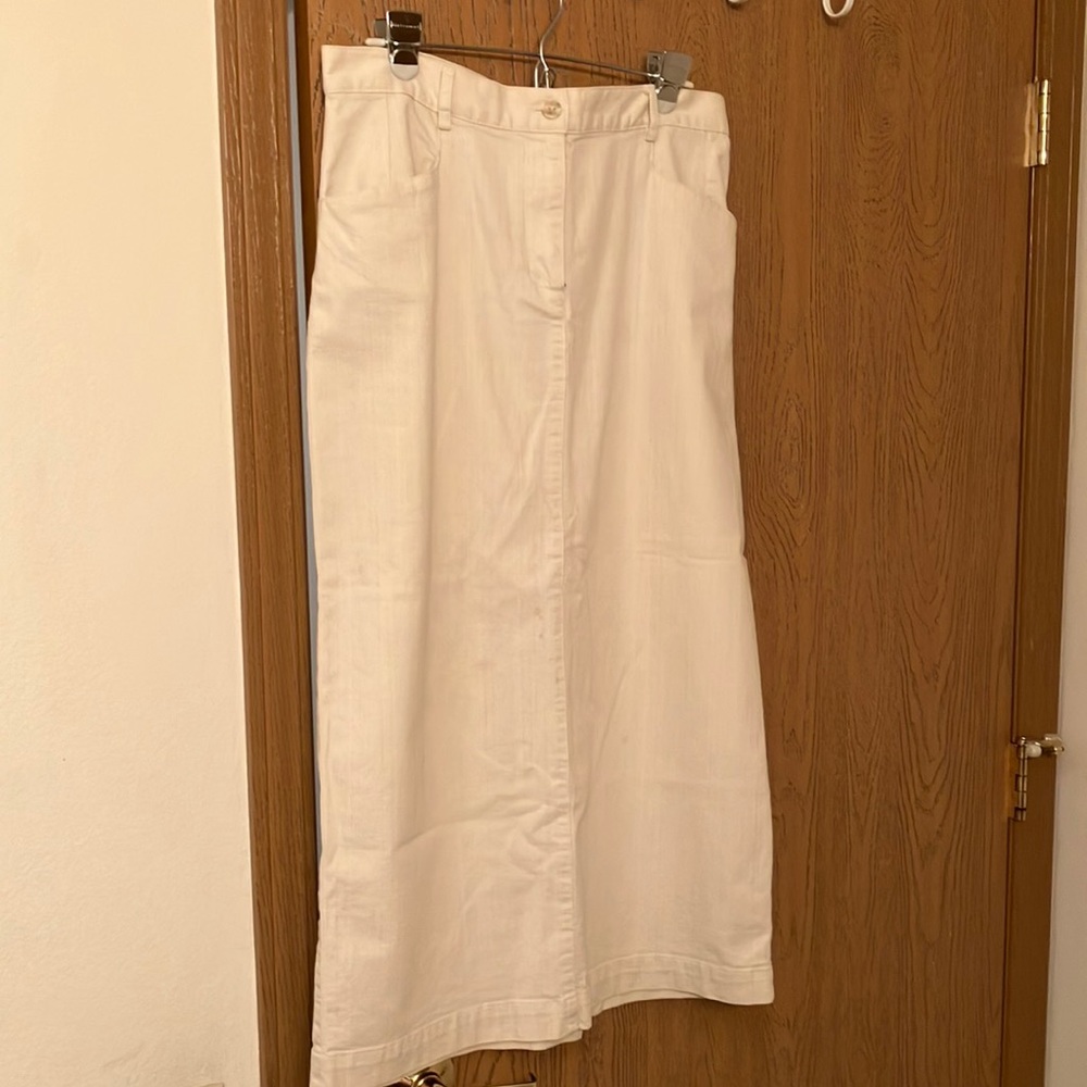 Beige mid length skirt, Christopher Banks, size 10, almost like new